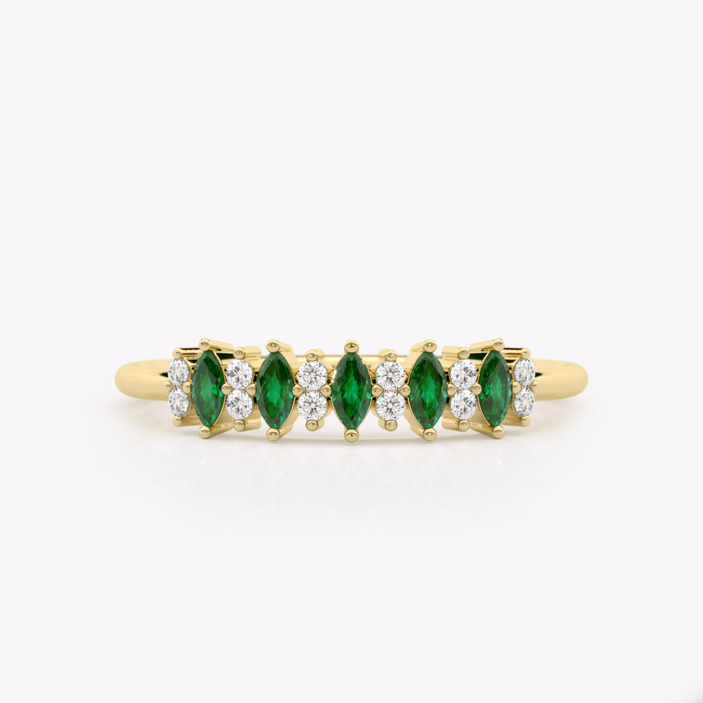 Statement Emerald Diamond Ring