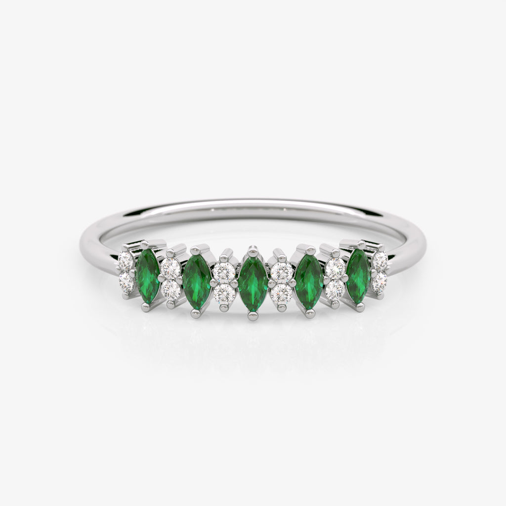 Statement Emerald Diamond Ring